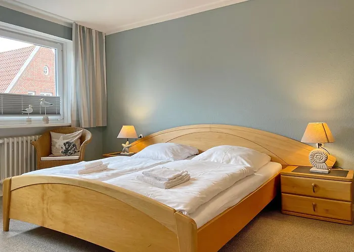 Bohn 'silbermoewe', Mittelstrasse Вик-ауф-Фёр